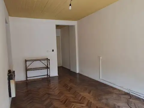 Departamento en Alquiler en Floresta, $ 650.000