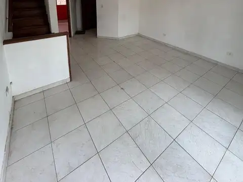 Departamento en Alquiler de 4 ambientes