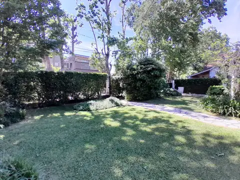 Excelente ubicación, excelente terreno, excelente chalet 