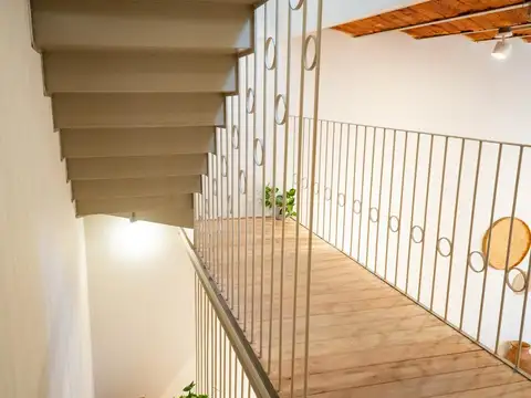 Casa 6 ambientes con 2 baños