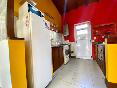 Moderna Casa 3 Amb + 1 Lote en Acantilados