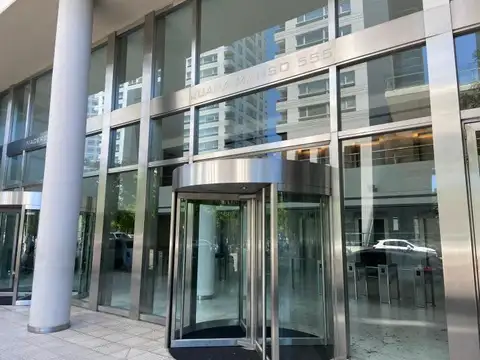 Oficina en Alquiler al Este