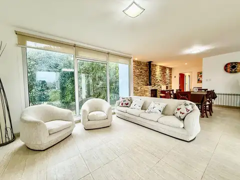 Casa en Venta en Piñero, USD 195.000
