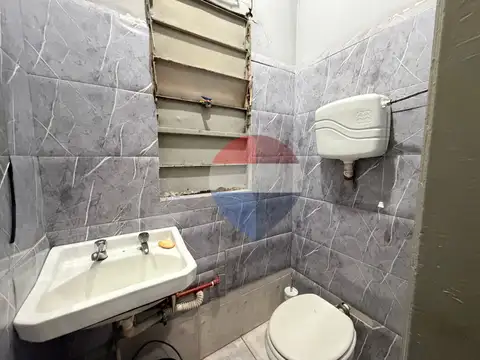 Local en Venta en Brazo Oriental, USD 180.000