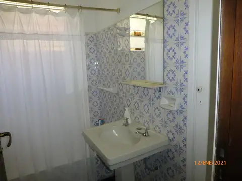 Depto Tipo Casa en Alquiler 40 años
