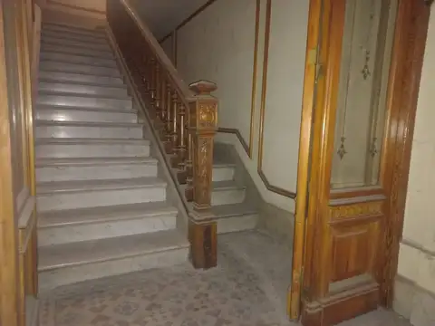 LOCAL + DEPÓSITO EN LOTE PROPIO IDEAL E-COMMERCE