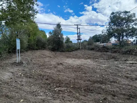 Alquiler terreno frente de ruta en Barda del Medio