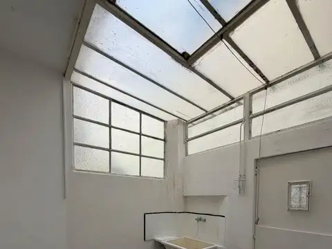 Depto Tipo Casa en Alquiler de 1 dormitorio