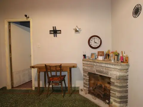 PH 3 amb c/amplio terreno- Venta- Valentin Alsina