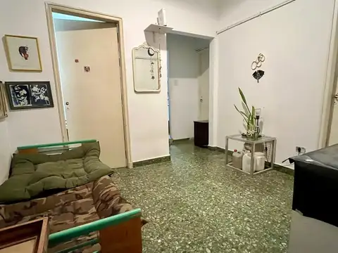 Depto Tipo Casa en Venta en Almagro, USD 185.000