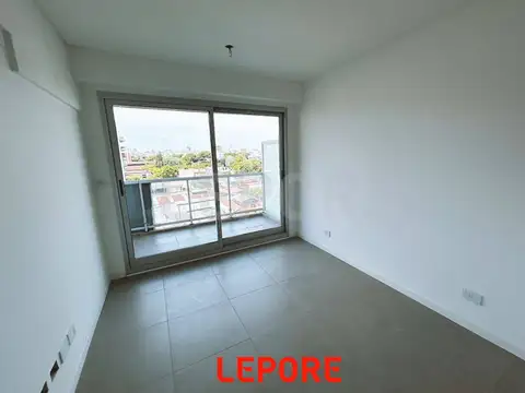 Departamento en Venta en Chacarita, USD 135.700