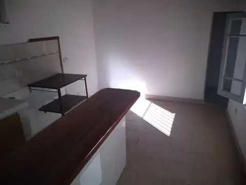 Depto Tipo Casa en Alquiler en San Miguel, $ 730.000