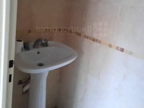 VENTA LOCAL EN CHASCOMUS