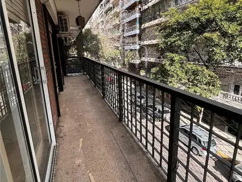 Junín 1000, Piso 2