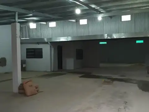 Galpón 250 mt2 con Oficina a metros de Av. Pte Perón, Derqui