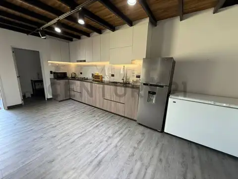 Casa 2 ambientes con 1 baño