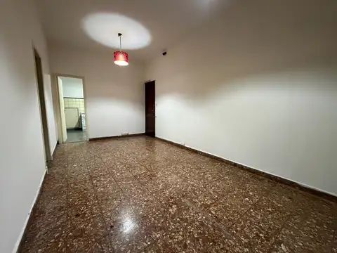 Depto Tipo Casa en Alquiler de 2 dormitorios