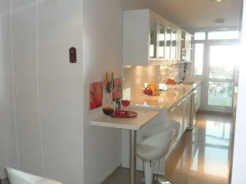 Departamento en Venta en Playa Mansa, USD 500.000