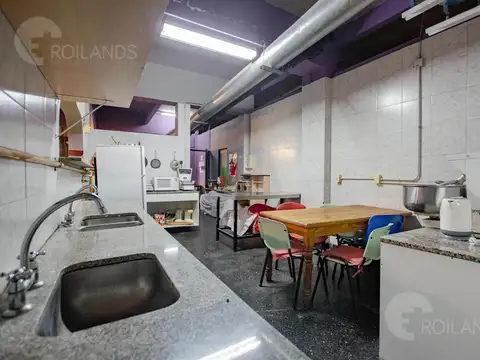 Local en Venta en Coghlan, USD 150.000