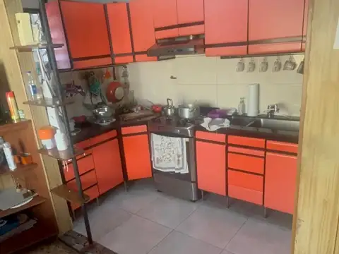 Depto Tipo Casa 4 ambientes con 2 baños