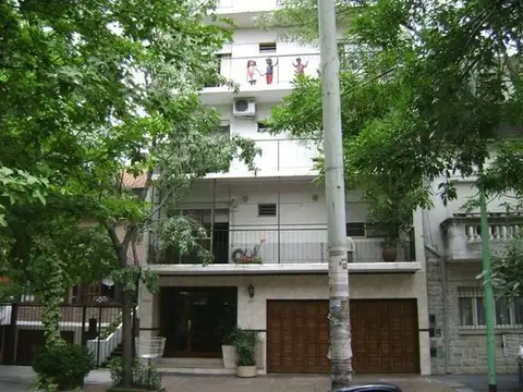 2 AMB AMPLIOS. INTERNO LUMINOSO. AMPLIA COCINA.  OPCION COCHERA