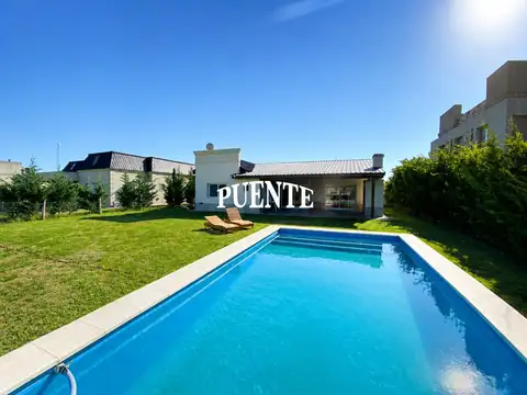 Casa en Alquiler de 3 dormitorios