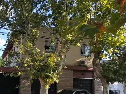 Complejo 5 Departamentos, Bella Vista