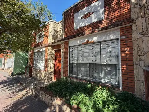 VENTA CASA 4 AMB C/ PATIO BERAZATEGUI