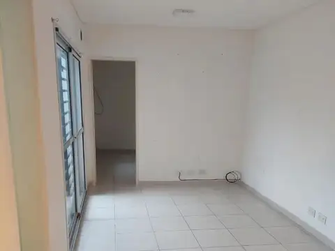 Depto Tipo Casa en Alquiler de 2 ambientes