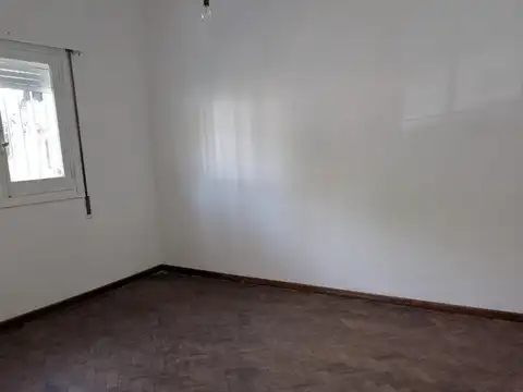 Casa en Alquiler en Barrio España y Hospitales, $ 700.000