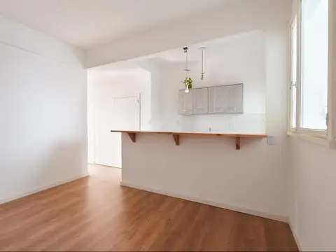DEPARTAMENTO REFACCIONADO EN CABALLITO/ALMAGRO EN VENTA