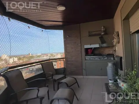 Departamento 4 ambientes con 2 baños