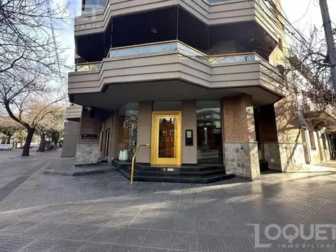 Piso de Categoria sobre Boulevard Gálvez en Santa Fe Capital