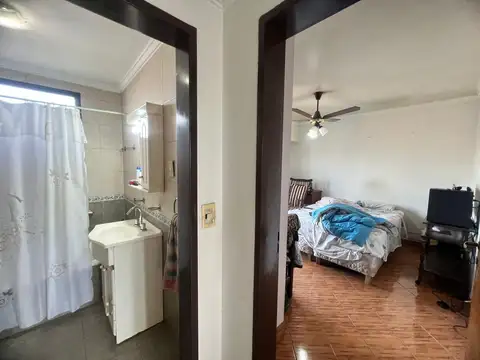 Lagorio 1000, Piso 2