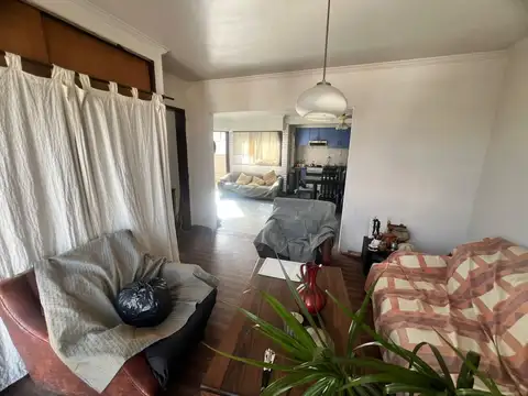 Depto Tipo Casa 3 ambientes con 1 baño
