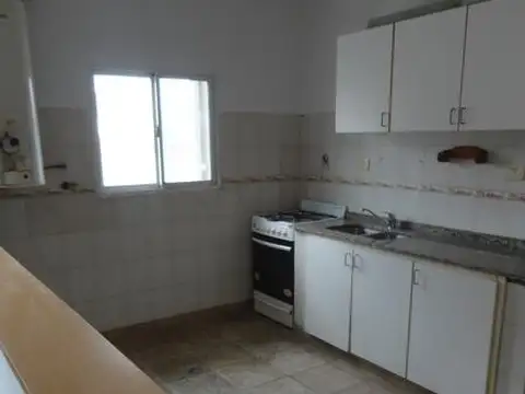 Depto Tipo Casa 2 ambientes con 1 baño