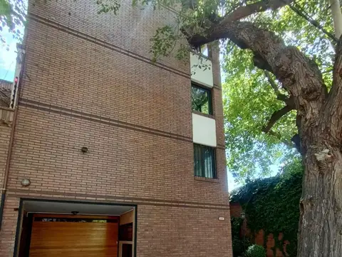 Departamento en Alquiler de 6 ambientes