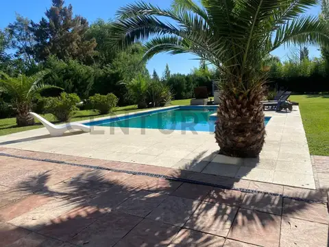 Casa en Venta en Club Miralagos, USD 410.000