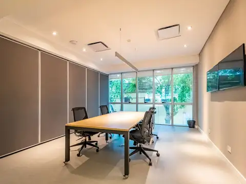 Oficina en Venta al Este