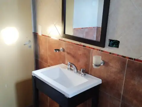 Grl Igr Enrique Mosconi 2400, Piso 1