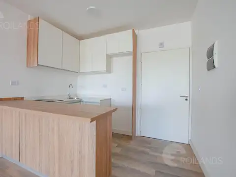 Departamento en Alquiler en Coghlan, $ 800.000