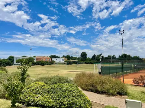 Terreno en Venta en Ayres Plaza, USD 210.000