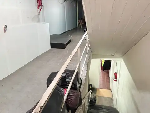 Local en Alquiler en Flores