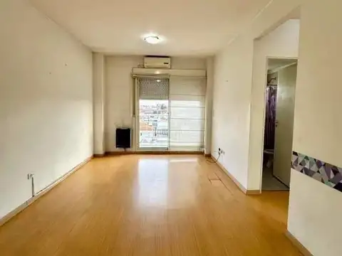 Avenida Belgrano 4700, Piso 4