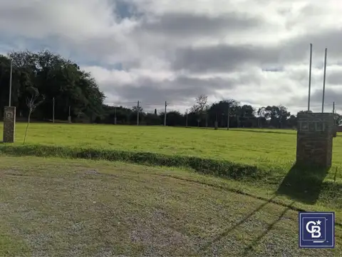 Venta de Lote interno en cul de sac en Barrio semi cerrado Las Lomas de Escobar