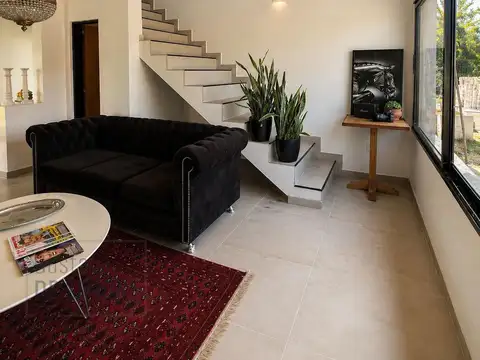 Duplex de 2 ambientes en VENTA en La Angélica