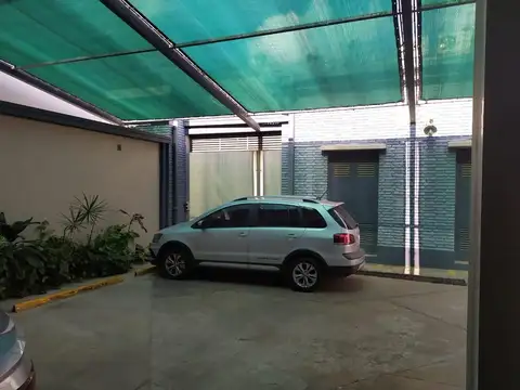 Local en Venta en Candioti, USD 650.000