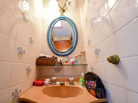 Casa 3 ambientes con 2 baños