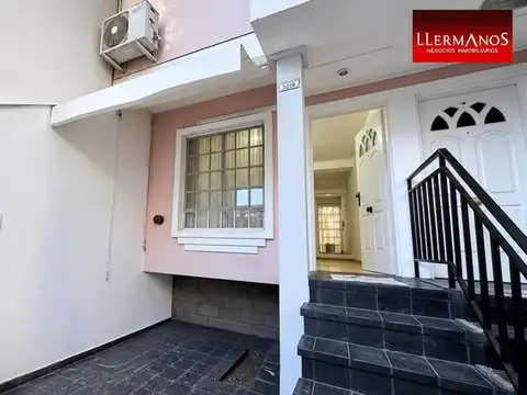 Casa en Alquiler de 3 dormitorios
