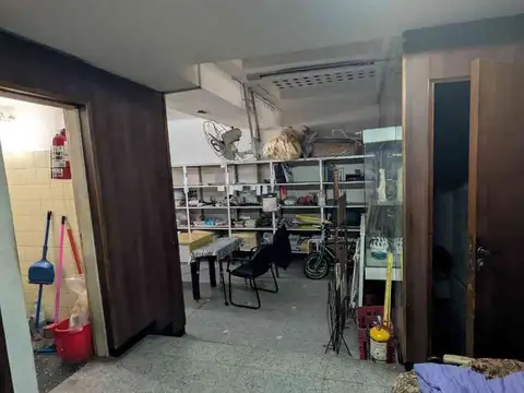 Local en Venta 62 años